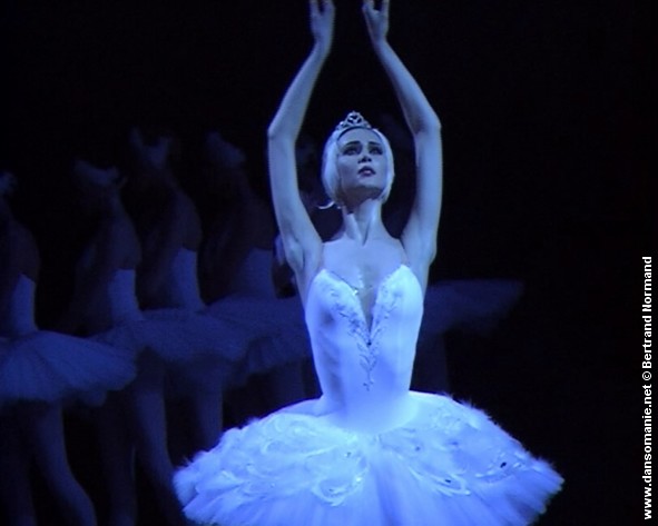 zvetlana zakharova dans le lec des cygnes