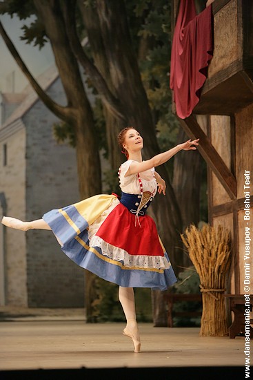 maria alexandrova swanilda