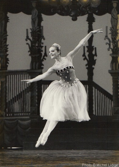 sandrine marache dans palais de cristal
