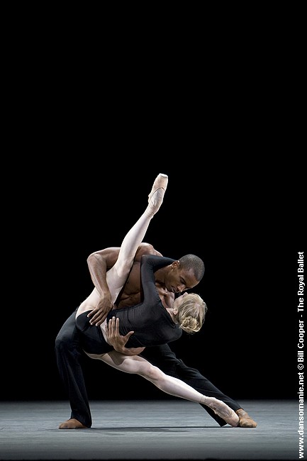 eric underwood et melissa hamilton dans infra de wayne mcgregor au royal ballet 14 novembre 2008